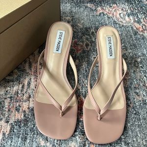 😍STEVE MADDEN thong HEELS😍🔥